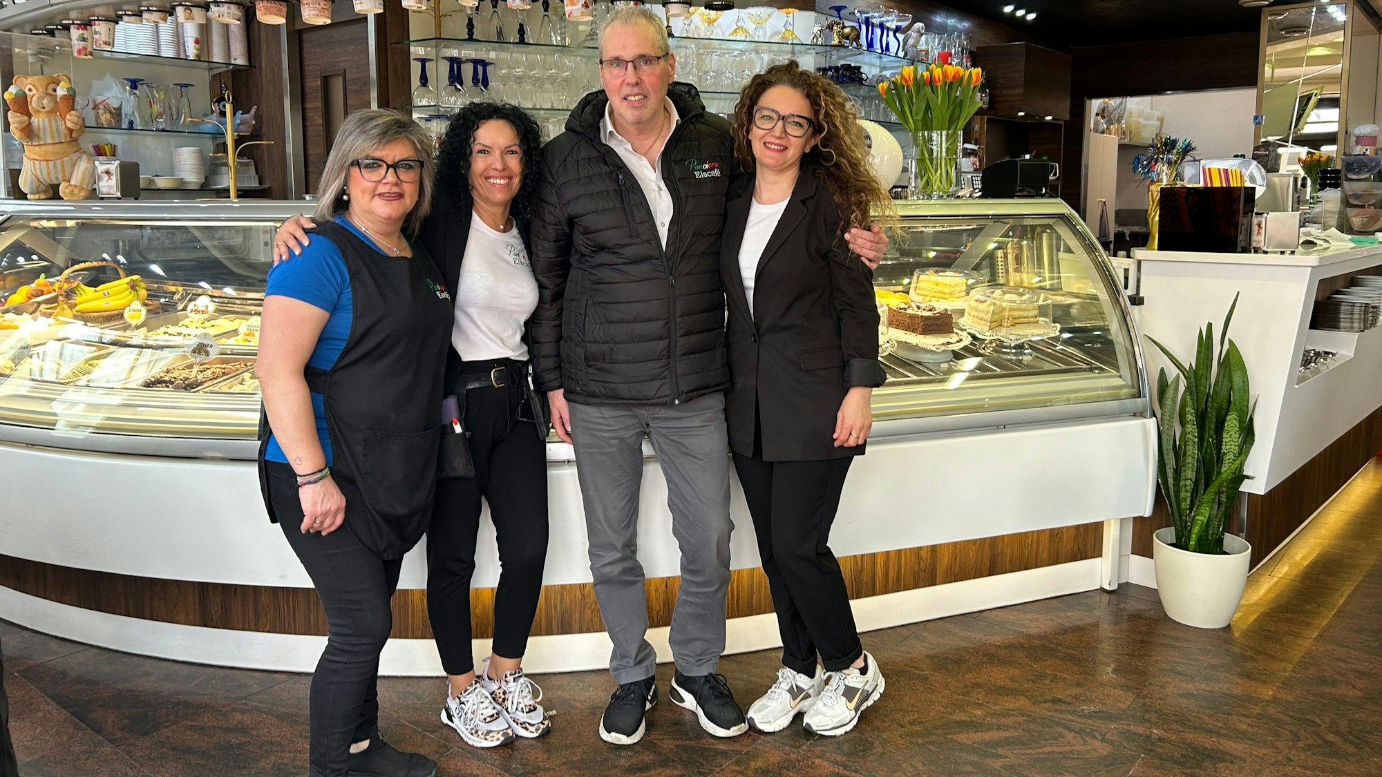 Das Team vom „Eisacafé Panciera“