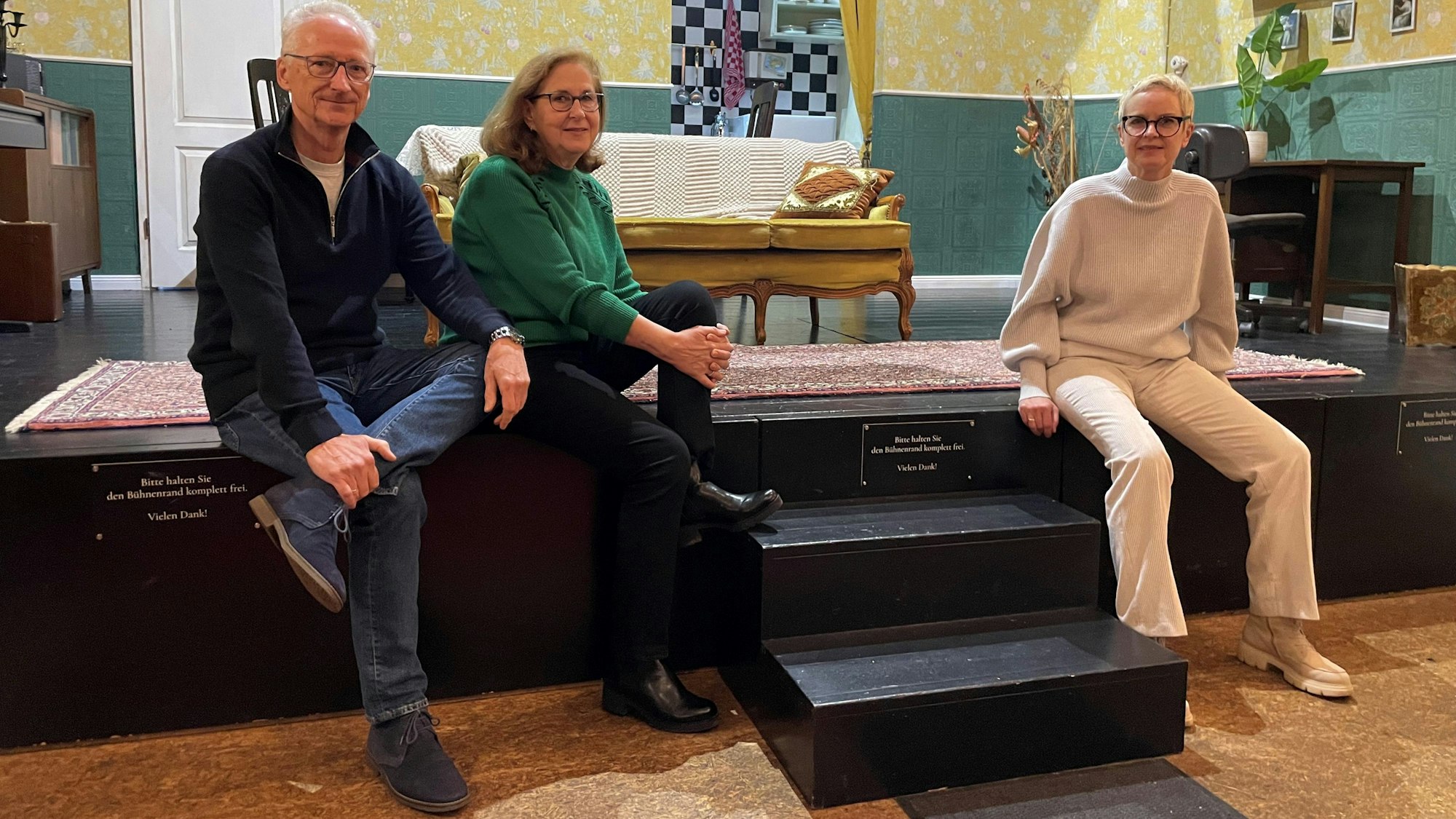 Martina Vikanis (r.) hat das Theater gegründet, Lutz und Claudia Wollenhaupt sind die Vorsitzenden des Fördervereins.