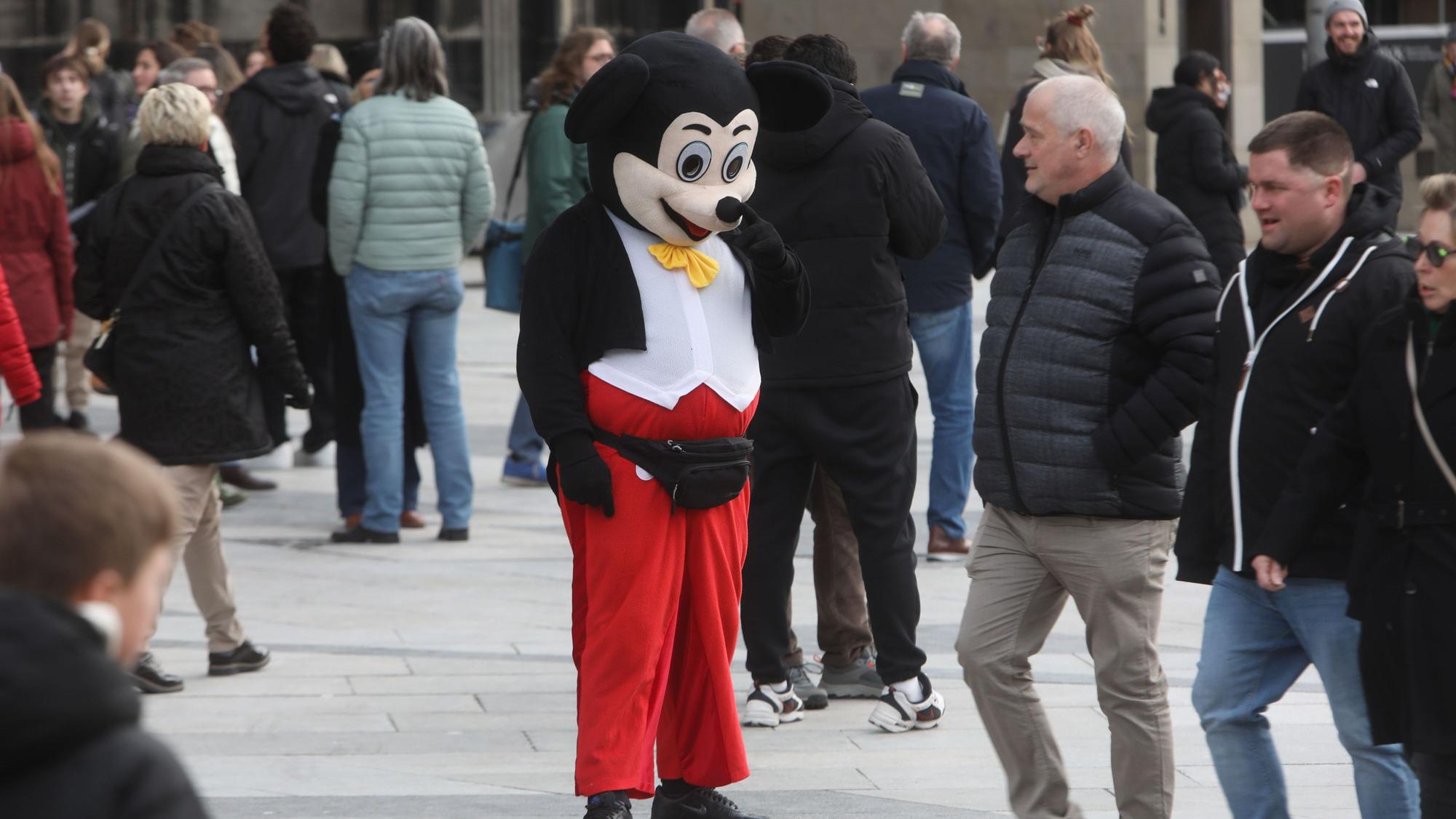 Micky Mouse auf der Domplatte
