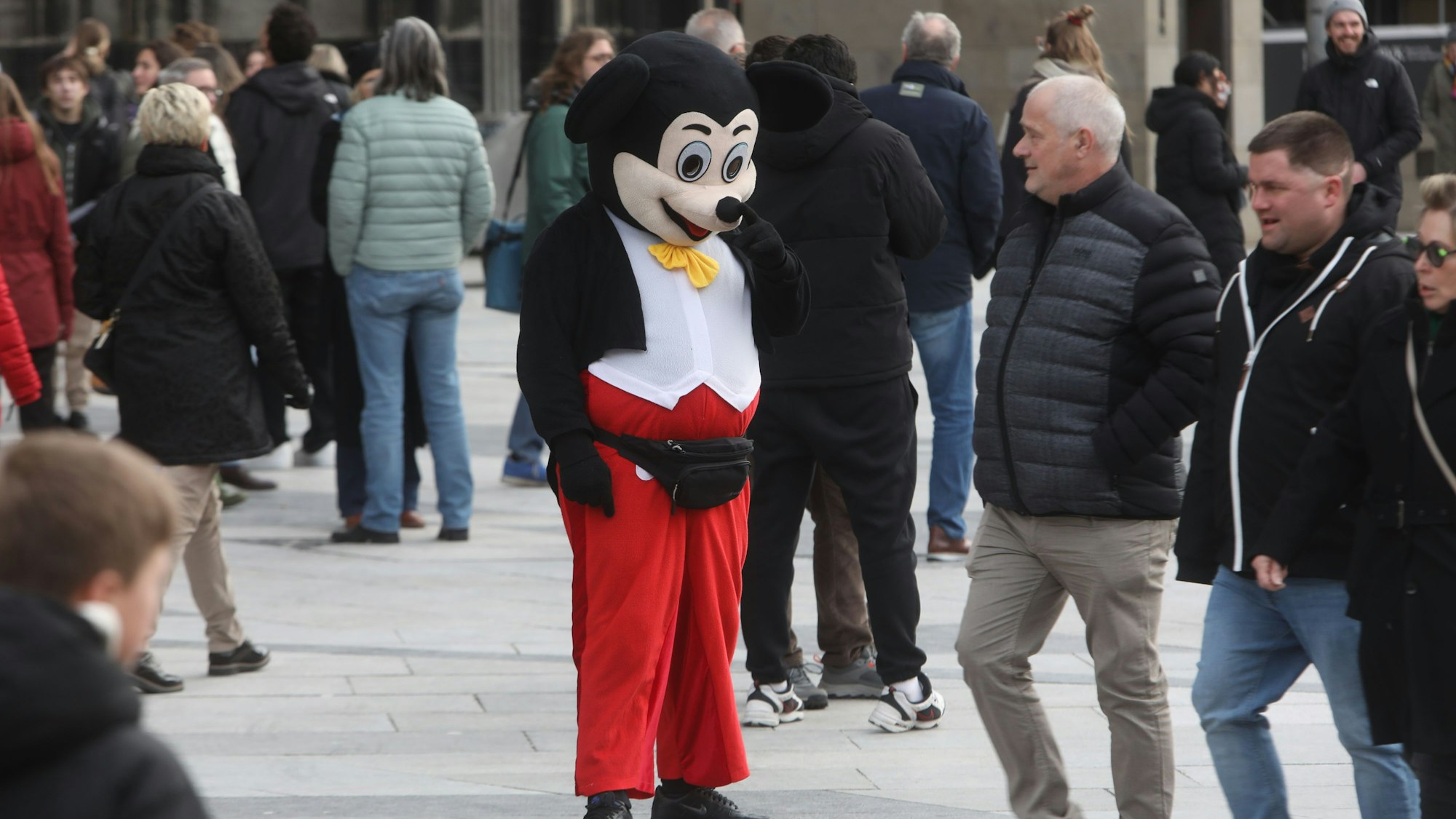 Micky Mouse auf der Domplatte