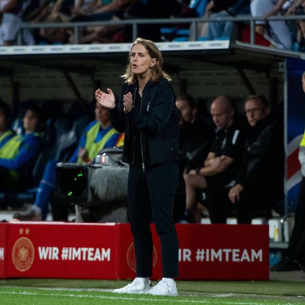 Britta Carlson Deutschland, Interims - Trainerin, GER, Deutschland vs Island, UEFA Frauen Fussball Nations League, Liga A, 2. Spieltag, 26.09.2023 GER, Deutschland vs Island, UEFA Frauen Fussball Nations League, Liga A, 2. Spieltag, 26.09.2023 Bochum *** Britta Carlson Germany, Interim Coach , GER, Germany vs Iceland, UEFA Womens Nations League, League A, Matchday 2, 26 09 2023 GER, Germany vs Iceland, UEFA Womens Nations League, League A, Matchday 2, 26 09 2023 Bochum, Germany Copyright: xEibner-Pressefoto/Memmlerx EP_MMR