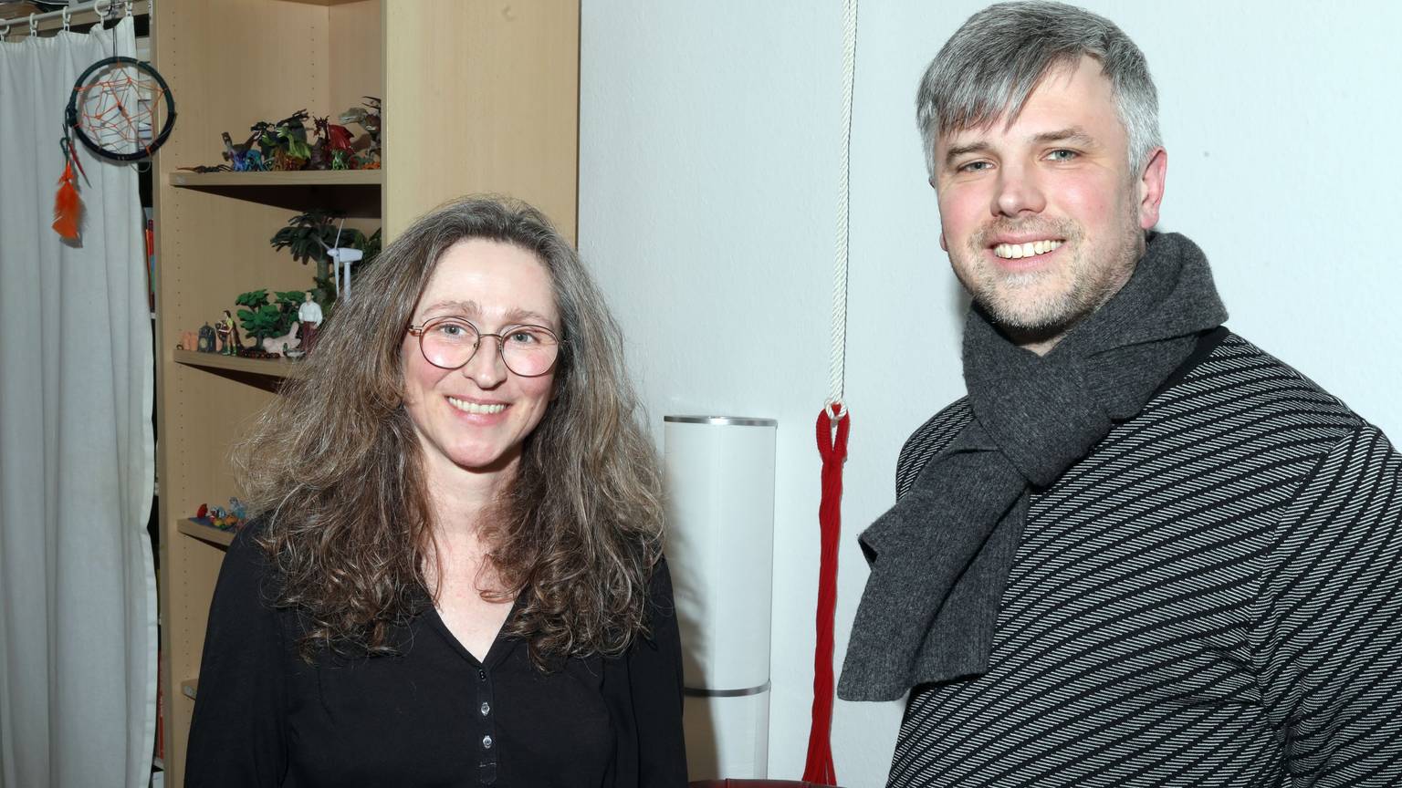 Tim Westerholt und Andrea Kremser von der Caritas