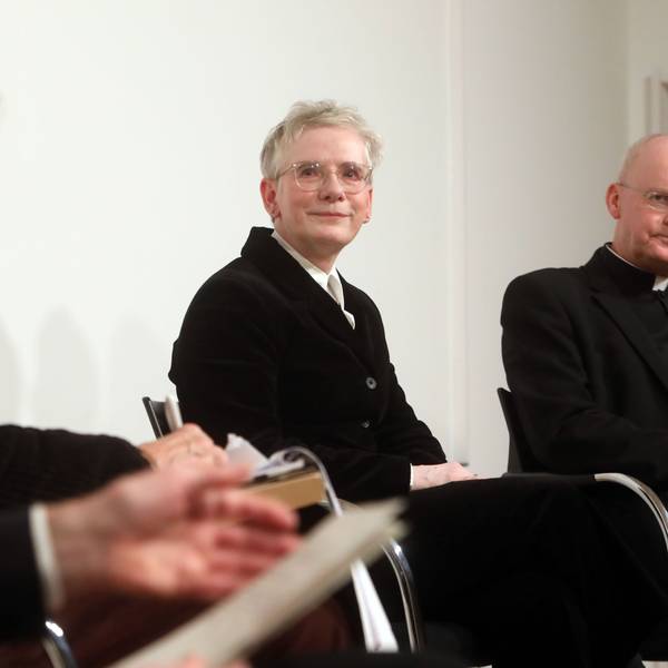 Brauchen wir einen Papst? Diskussion bei „frank&frei“ in der Kölner Karl-Rahner-Akademie mit Bischöfin Petra Bahr (Hannover) und Bischof Franz-Josef Overbeck (Essen).