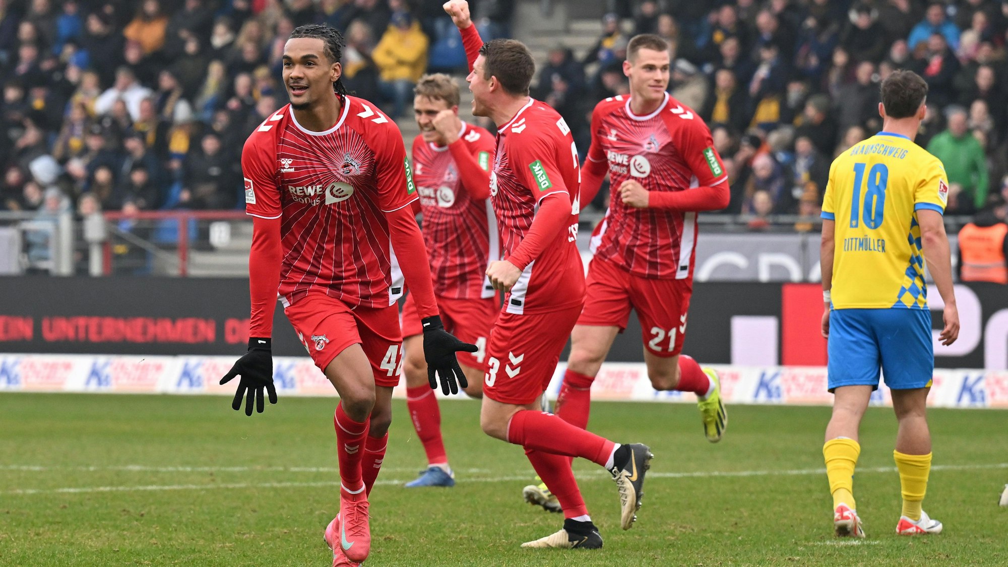 Tor für Köln: Damion Downs hat zum 2:1 getroffen, es war der bereits achte Saisontreffer des Nachwuchsstürmers.