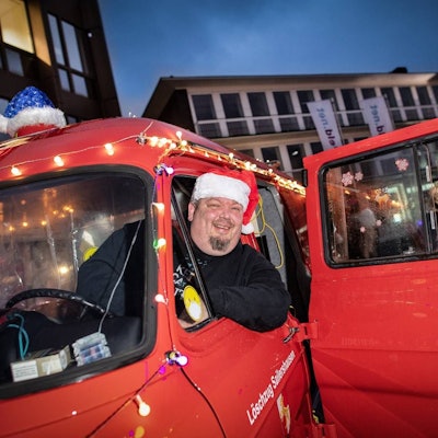 Torsten Muntz organisiert eine Karnevalsparty für adipöse Menschen