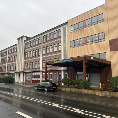 Krewel-Meuselbach in Eitorf wird schließen, noch arbeiten die Menschen dort.