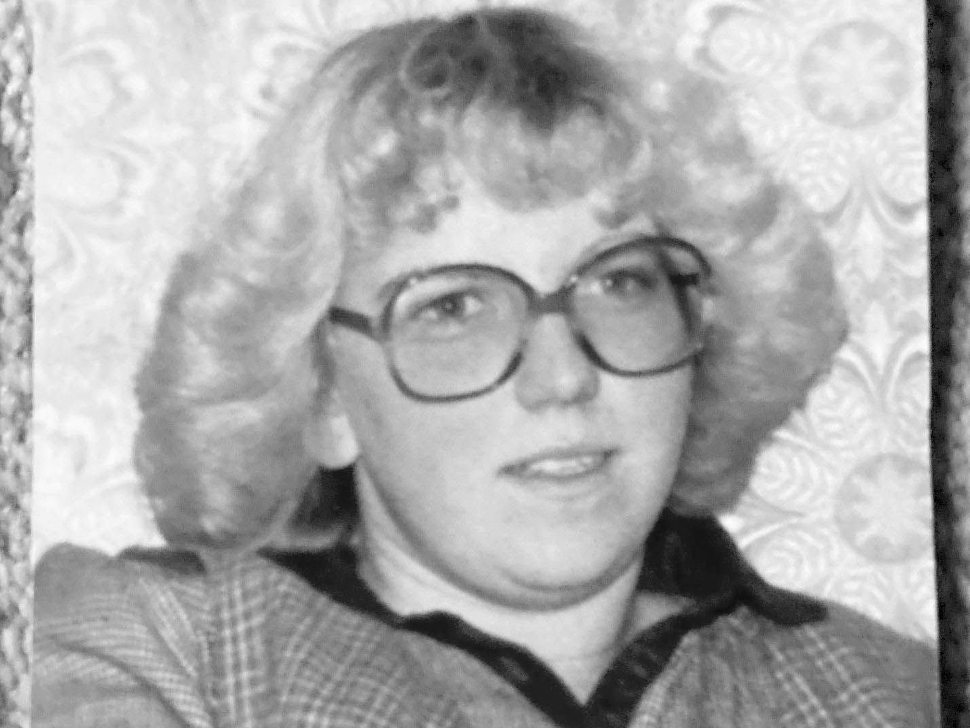 Claudia Wilbert wurde 1979 tot auf einem Wanderparkplatz bei Bad Münstereifel aufgefunden. Ihr Mörder ist bis heute nicht ermittelt.