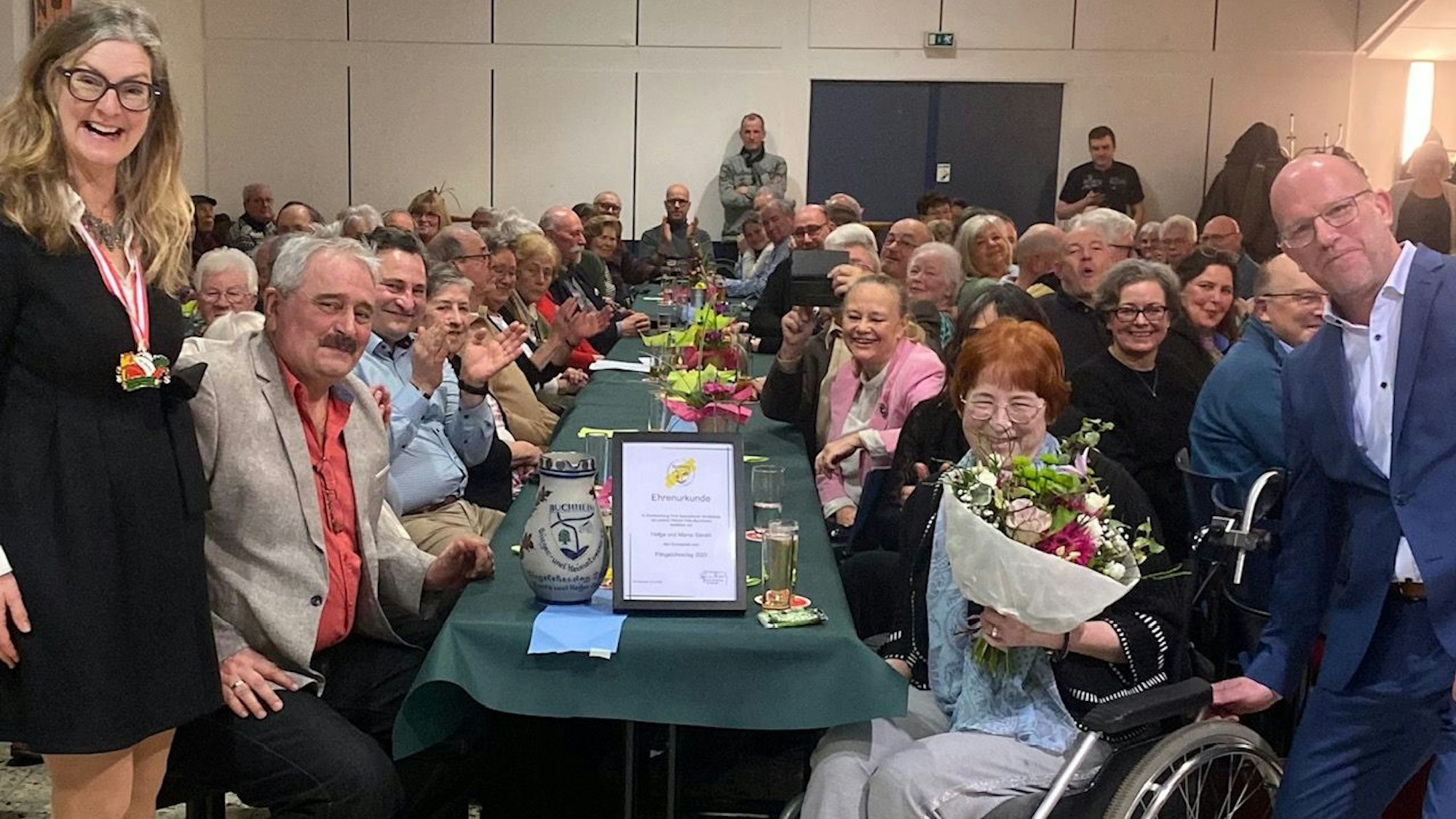 Beim Pöngelchesfest wird jährlich eine Person geehrt, die sich besonders im Veedel eingesetzt hat.