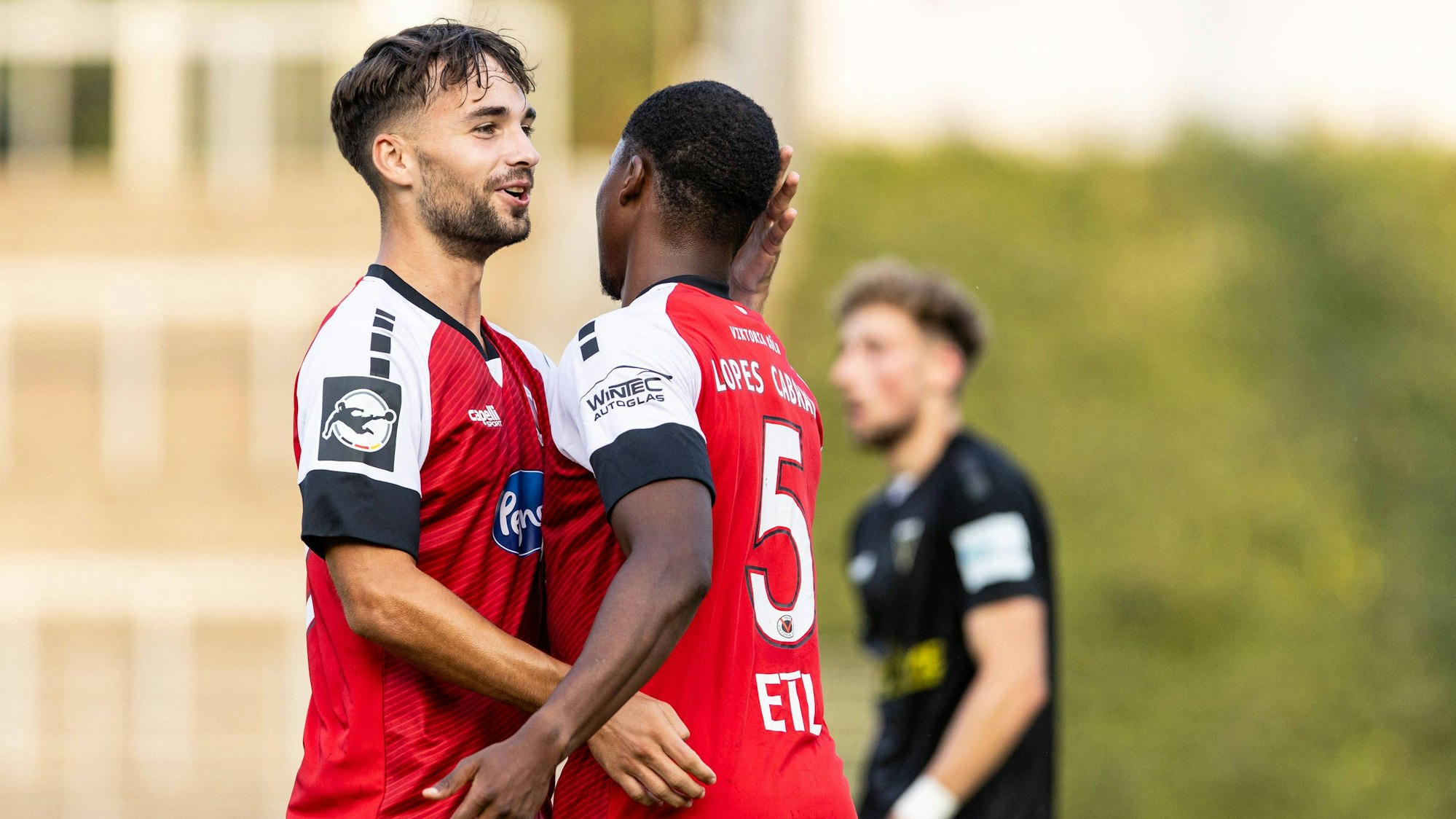 Thomas Idel (links) kehrt nach Deutz zurück.