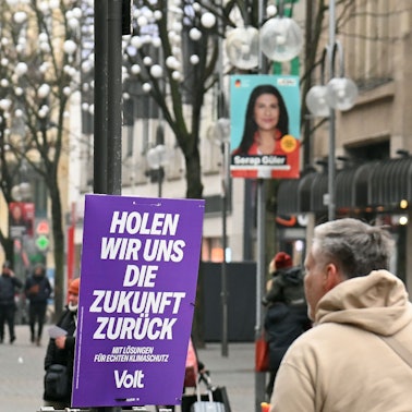 Wahlplakate in der Kölner Innenstadt: Am 23. Februar ist Bundestagswahl: Wir stellen die vier Kölner Wahlkreise vor.