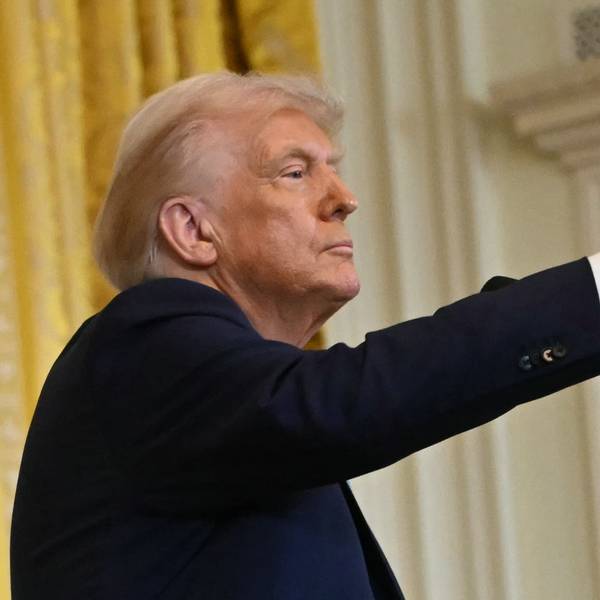 US Präsident Donald Trump sprcht auf einer Pressekonferenz.