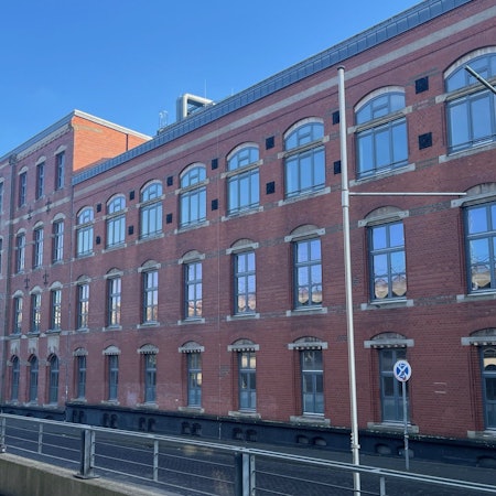Das ehemalige Gebäude der Gesamtschule Bilingo wird Standort eines Gymnasiums.