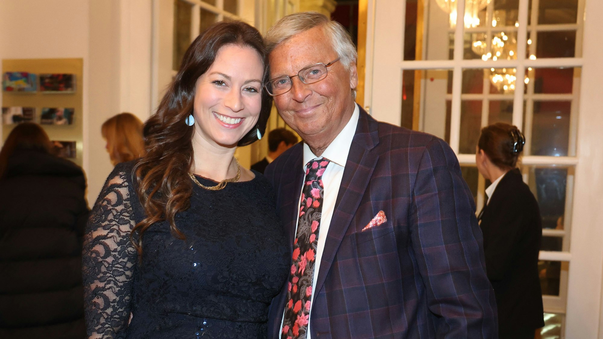 Caroline Bosbach (CDU) und ihr Vater Wolfgang bei einem Geburtstagsempfang im Januar 2023.