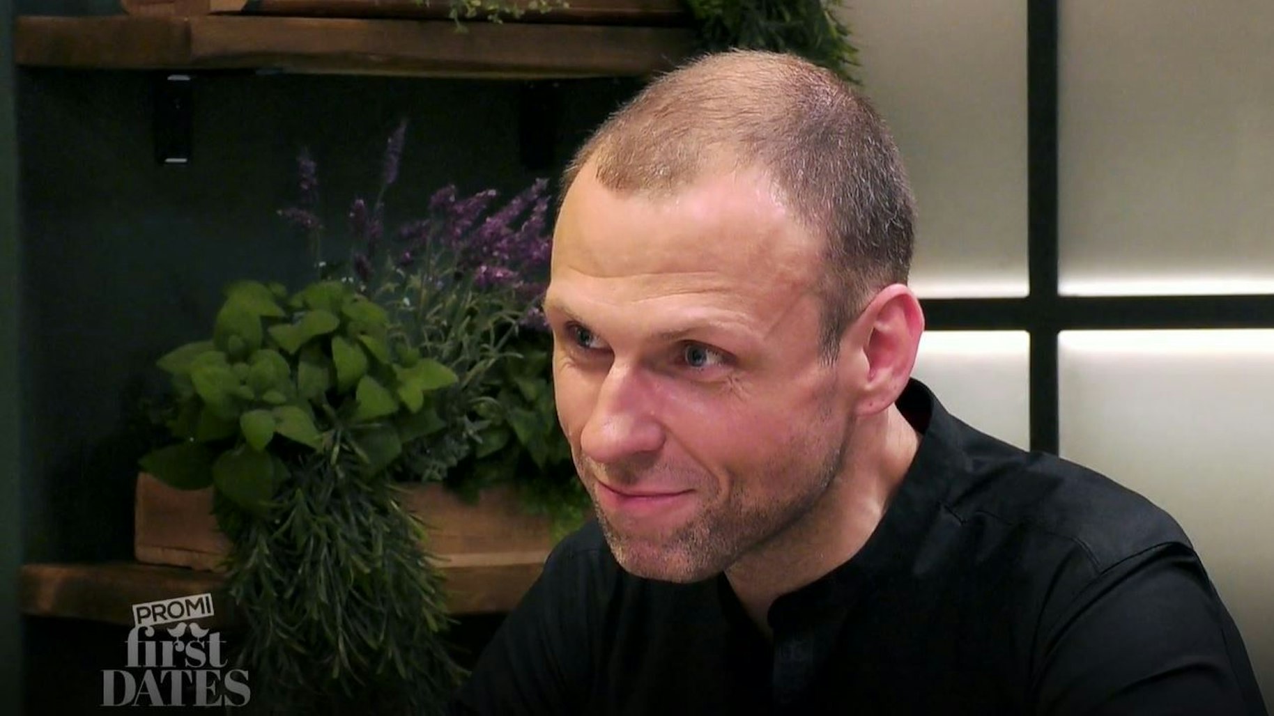 Dem Kölner Anthony war es sichtlich unangenehm, dass er kein „GZSZ“ schaut.