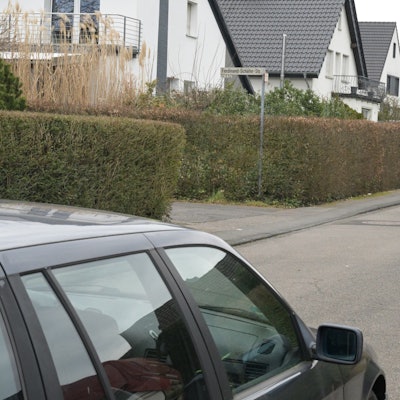 Odenthal Ferdinand Schäfer Straße Müllwagen kann schlecht einbiegen