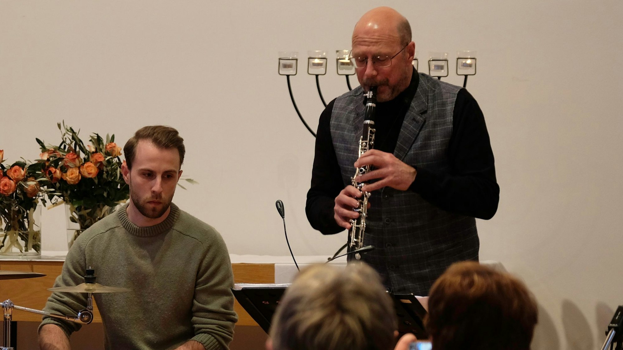 Rolf Faymonville (r.) tritt am 14. Februar mit Klezmer-Musik auf.