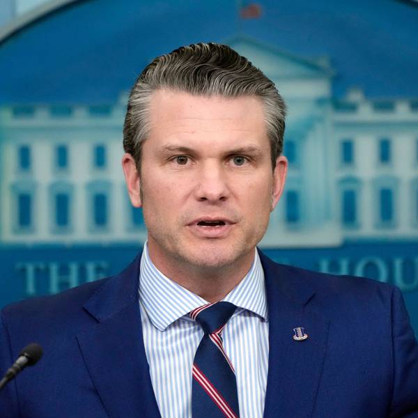 Der ehemalige Fox-News-Moderator und Veteran Pete Hegseth wurde von Donald Trump als US-Verteidigungsminister vereidigt.