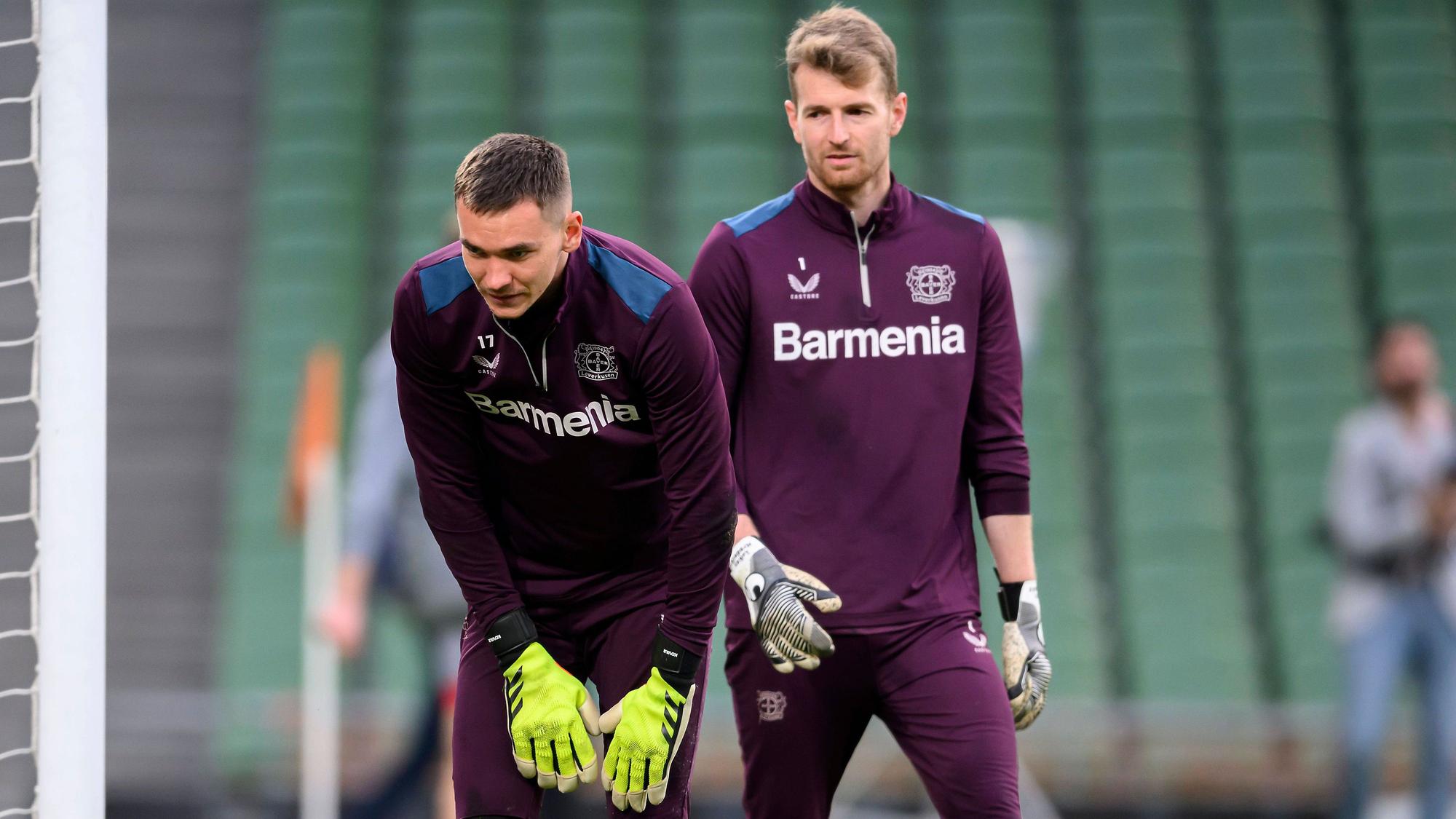 v.l. Torwart Matej KOVAR LEV, Torwart Lukas HRADECKY LEV Abschluss Training Bayer 04 Leverkusen LEV vor dem Fussball Europa League Finale 2024, Atalanta Bergamo AB - Bayer 04 Leverkusen LEV, am 21.05.2024 in Dublin/ Irland. UEFA regulations prohibit any use of photographs as image sequences and/or quasi-video  *** from left Goalkeeper Matej KOVAR LEV , Goalkeeper Lukas HRADECKY LEV Final training Bayer 04 Leverkusen LEV before the Football Europa League Final 2024, Atalanta Bergamo AB Bayer 04 Leverkusen LEV , on 21 05 2024 in Dublin Ireland UEFA regulations prohibit any use of photographs as image sequences and or quasi video Â