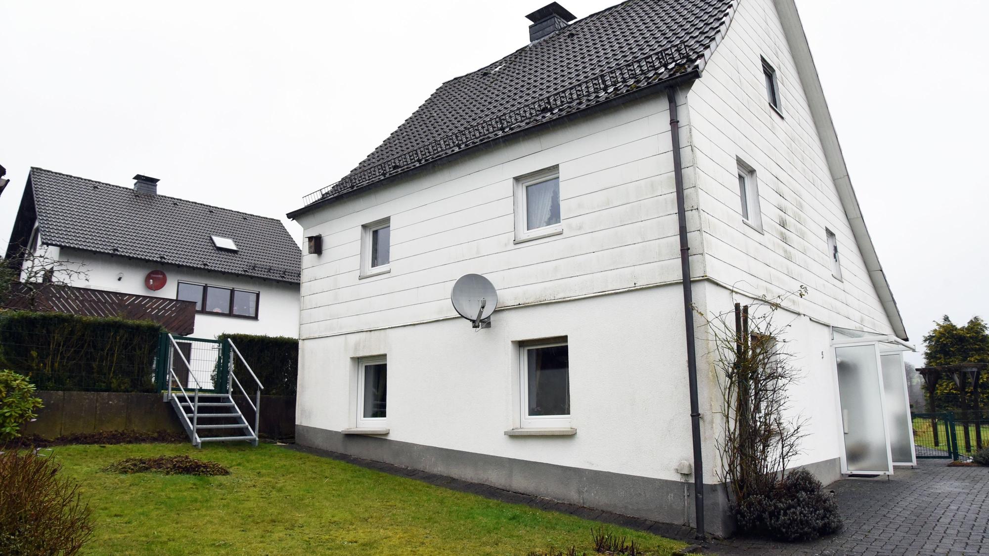 Das Haus Gartenstraße 5 ist nur über eine kleine Treppe zum Nachbargrundstück erreichbar.