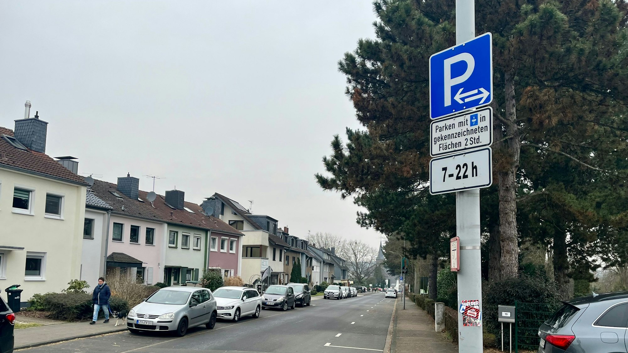 Parkschild an der Straße