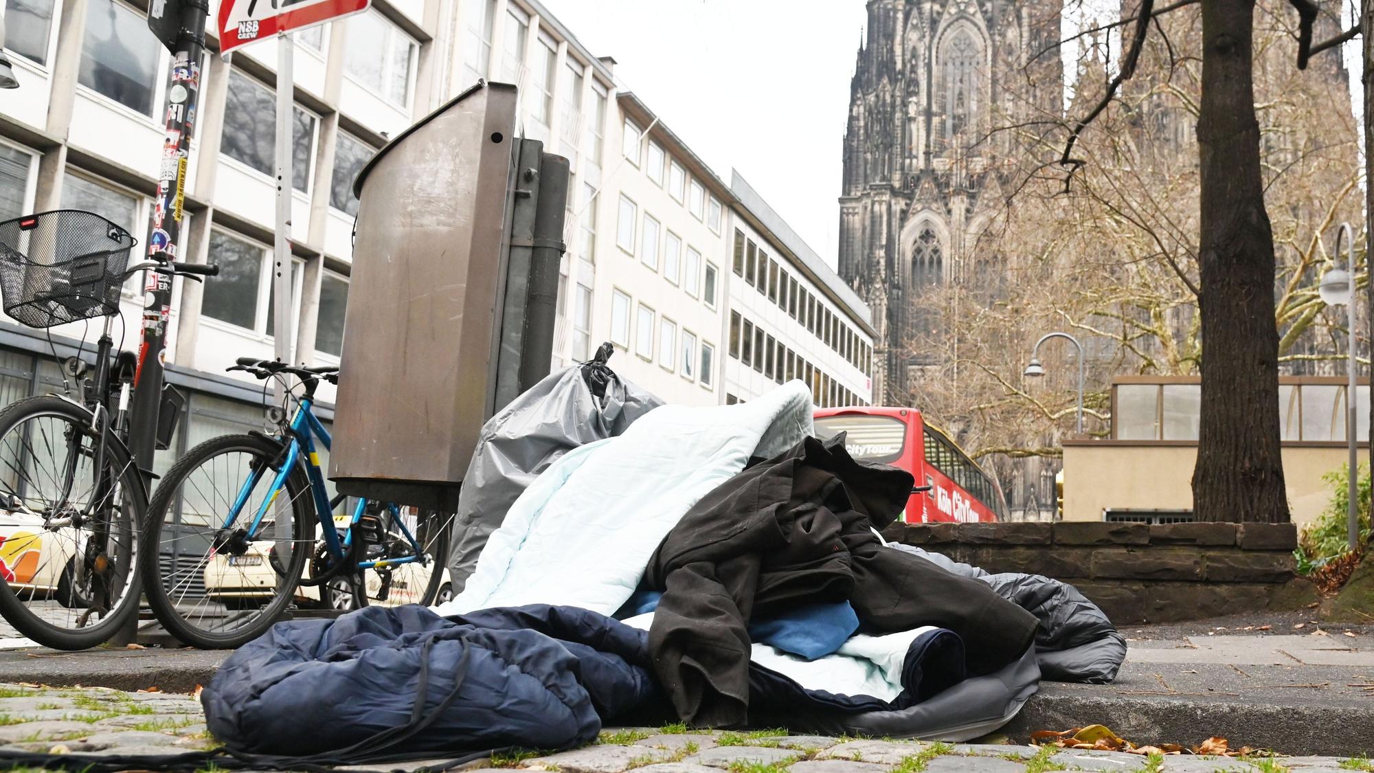 Müll im Kölner Straßenbild.