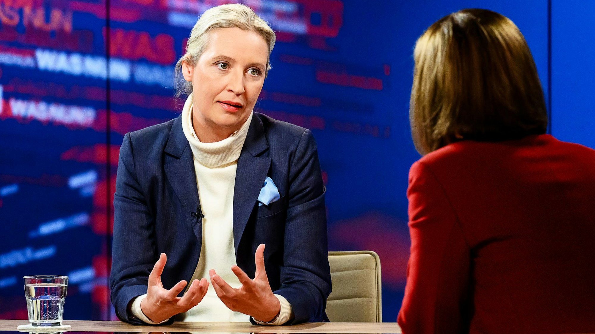 Alice Weidel im Gespräch mit Moderatorin Bettina Schausten.