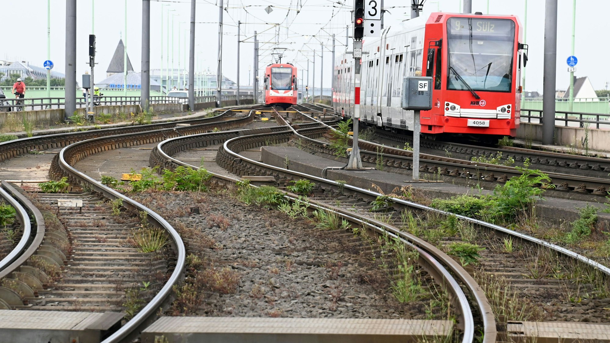 31.07.2024 Köln. Die Deutzer Brücke. Foto: Alexander Schwaiger