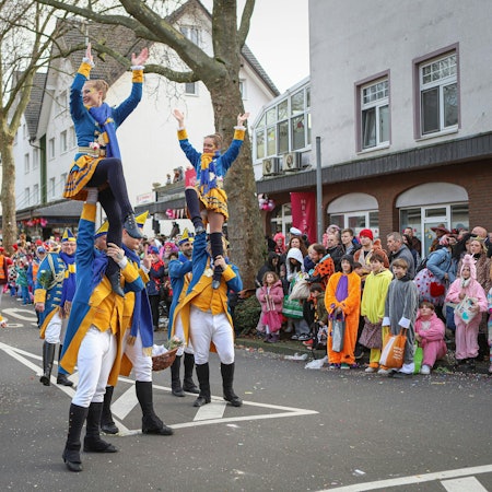 Stadtgarde Opladen beim Zug in Opladen 2024