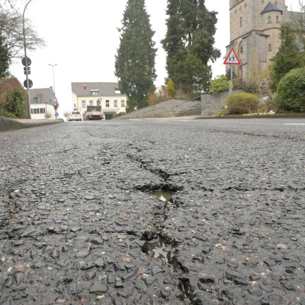 Das Foto zeigt die Ommerbornstraße in Bergisch Gladbach-Sand.