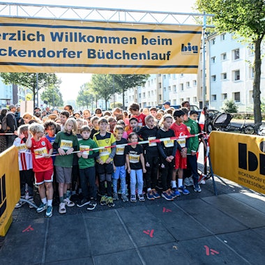 Der 16. Bickendorfer Büdchenlauf im vergangenen Jahr