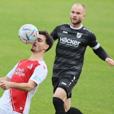 1.FC Köln U23 vs. SV Rödinghausen, Regionalliga West, Saison 2022/23, links: Mikail Özkan (1. FC Köln), 26.11.2022, Bild: Herbert Bucco