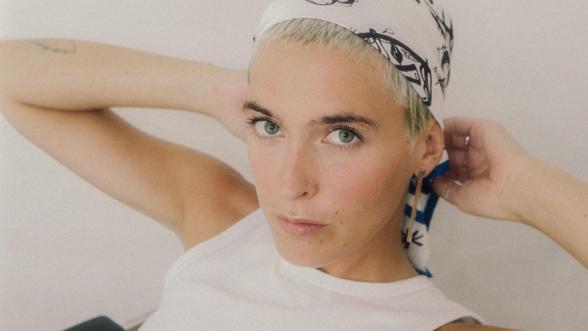 Ein Porträtfoto von Karolin Gärtner.