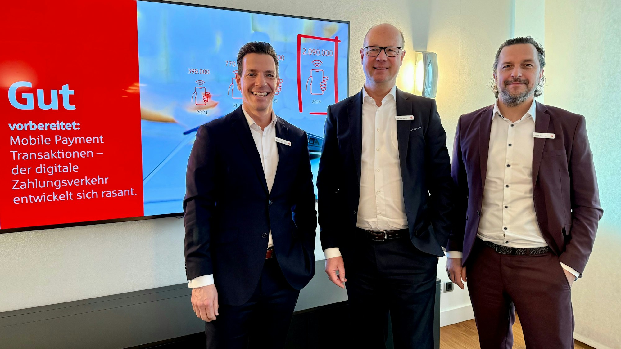 Oliver Klenner, Markus Grawe und Alessandro Tetté bilden den Vorstand der Sparkasse Leverkusen.