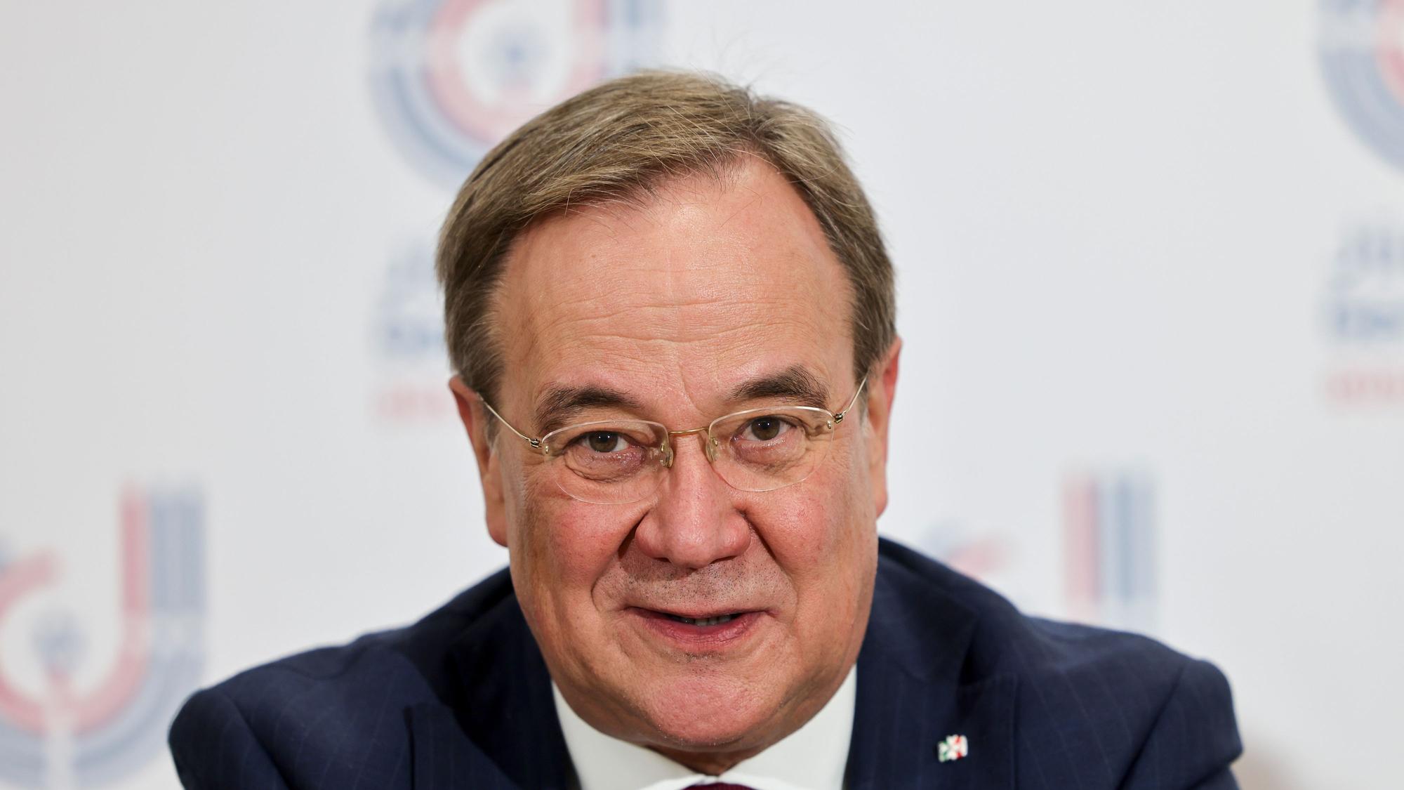 Armin Laschet (CDU), früherer Ministerpräsident des Landes Nordrhein-Westfalen, soll Wünsche zur Gestaltung der Staatskanzlei gehabt haben.