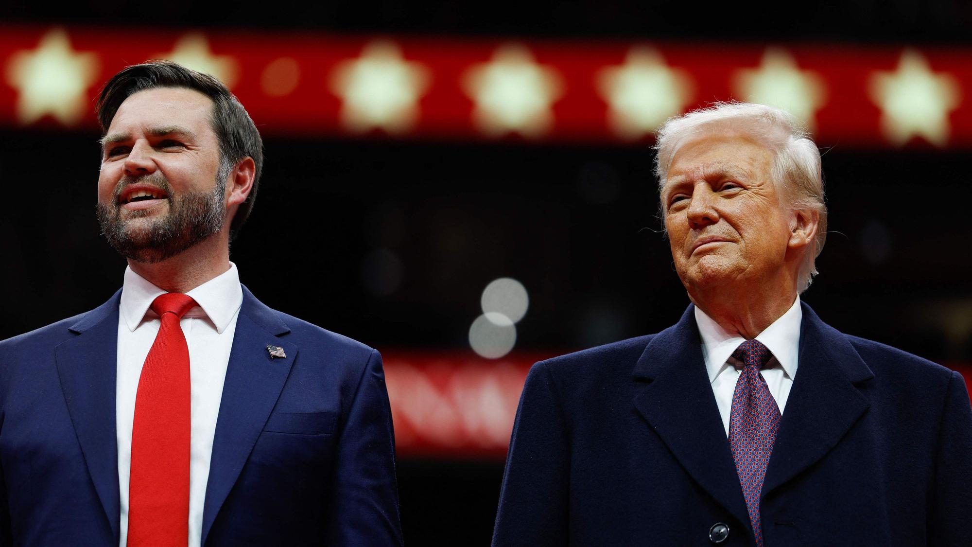 US-Vizepräsident J.D. Vance zusammen mit Präsident Donald Trump. (Archivbild)