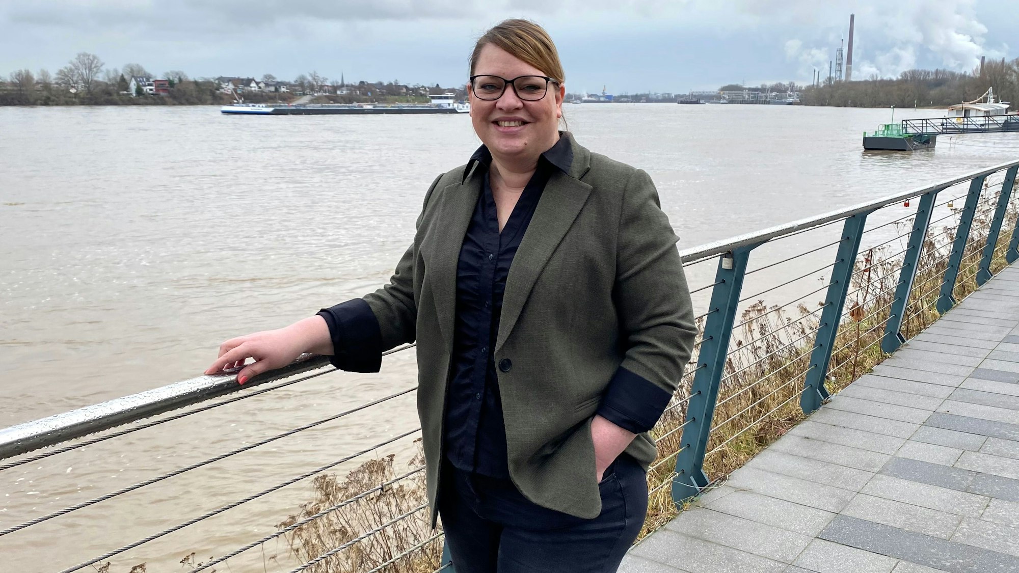 Die Wesselingerin Andrea Kanonenberg (SPD) kandidiert ebenfalls m Wahlkreis 91 für den Bundestag. Christian Schubert hält sie für kompetent, den Rhein-Erft-Kreis in Berlin zu vertreten.