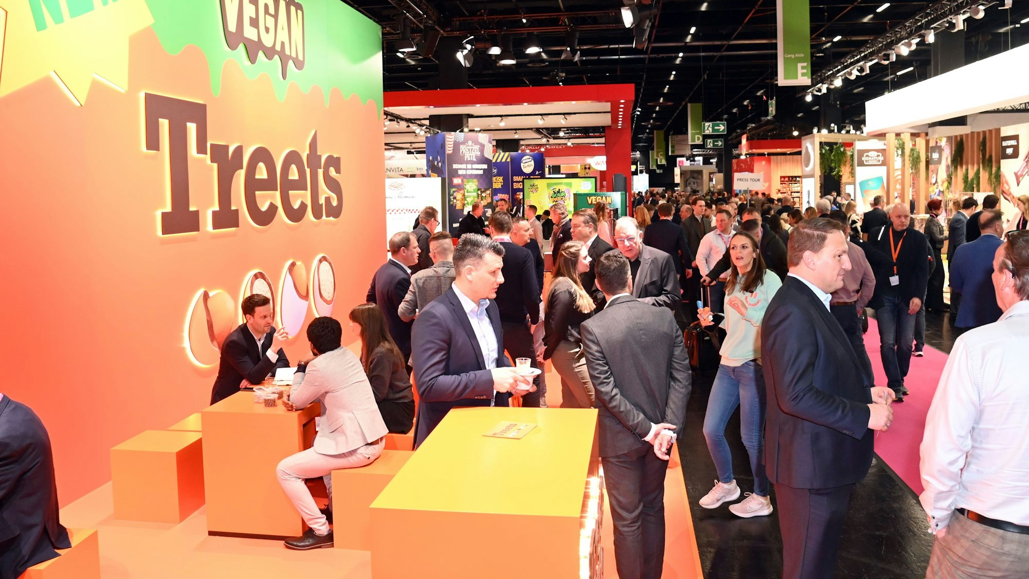 Rundgang über die Süßwarenmesse ISM - mit Neuheiten, Trends und Skurrilem.