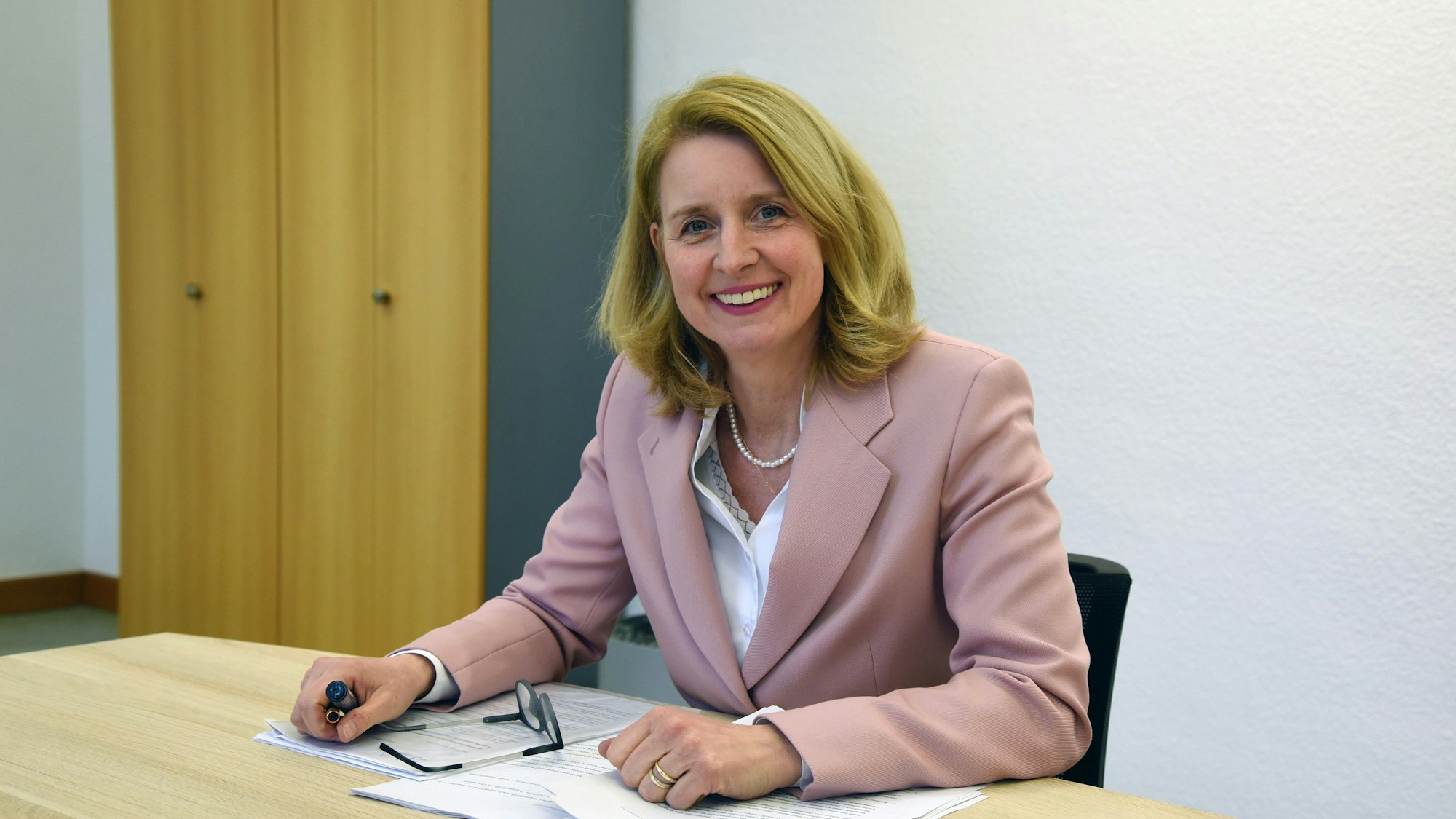 Das Foto zeigt die Wipperfürther Bürgermeisterin Anne Loth.