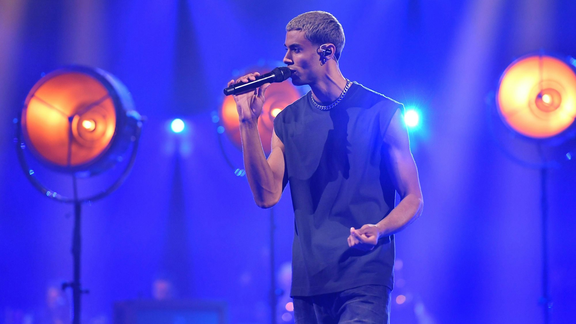 Sänger Jaln aus Köln tritt in der zweiten Show beim deutschen Vorentscheid des Eurovision Song Contest (ESC) auf.