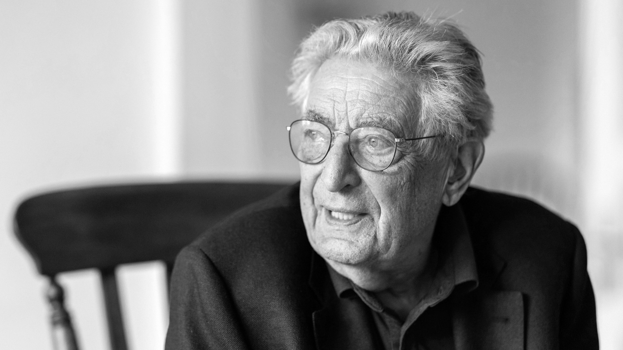 Gerhart Baum (FDP), früherer Bundesinnenminister, aufgenommen in seiner Kölner Wohnung.