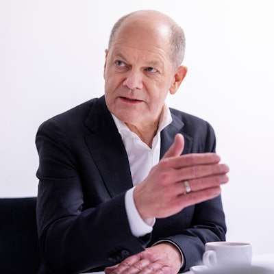 04.02.2025, Marl: Interview mit Bundeskanzler Olaf Scholz nach einem Bürgerforum in Marl.
Foto: Michael Bause