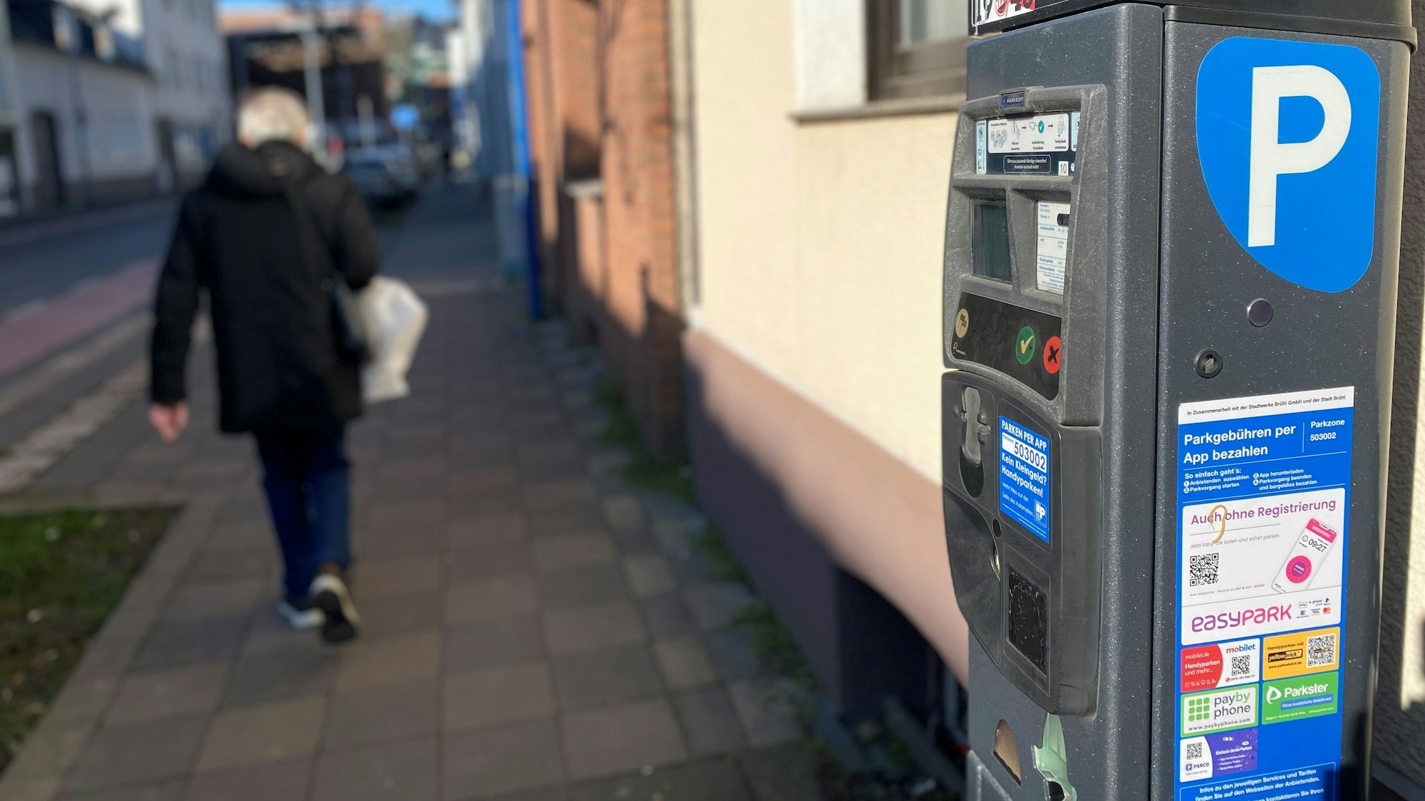 Zu sehen ist ein Parkautomat.