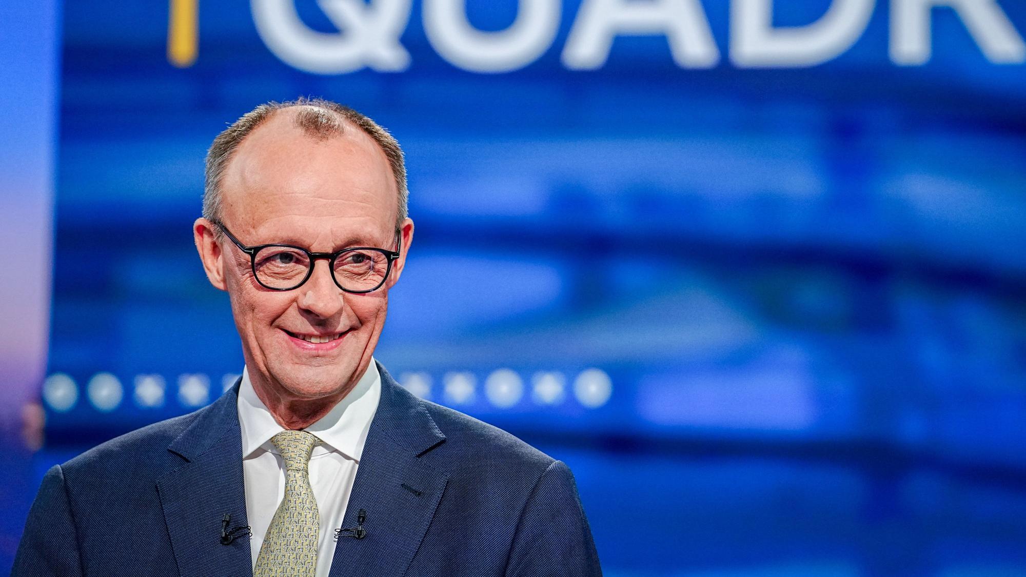 Friedrich Merz nimmt am „Quadrell“ der TV Diskussion zum Bundestagswahlkampf im Studio teil.