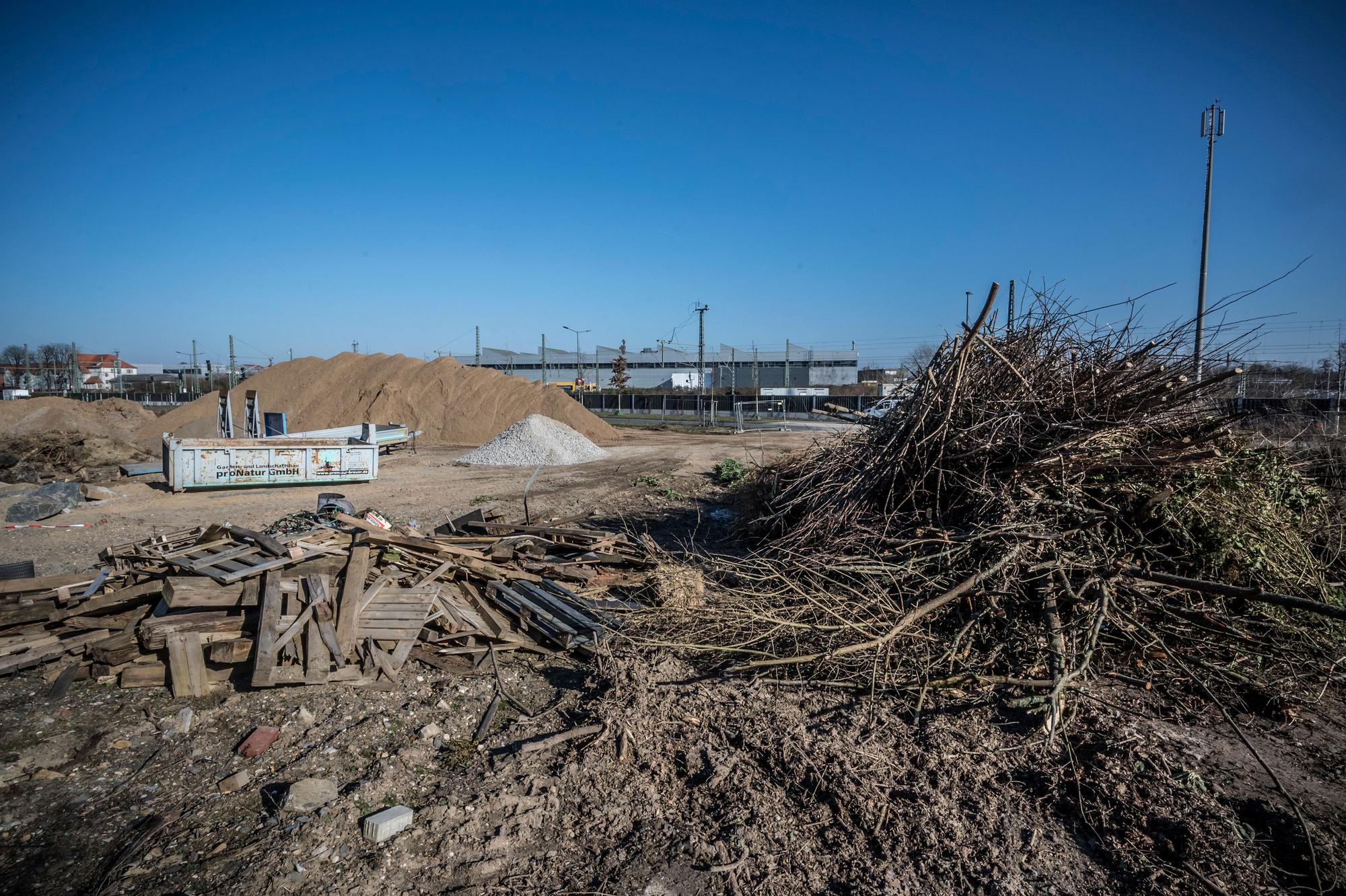 Der Standort für die Interimswache in Opladen liegt am Südlichen Zipfel der Bahnstadt-West neben der Europaallee. Foto: Ralf Krieger
