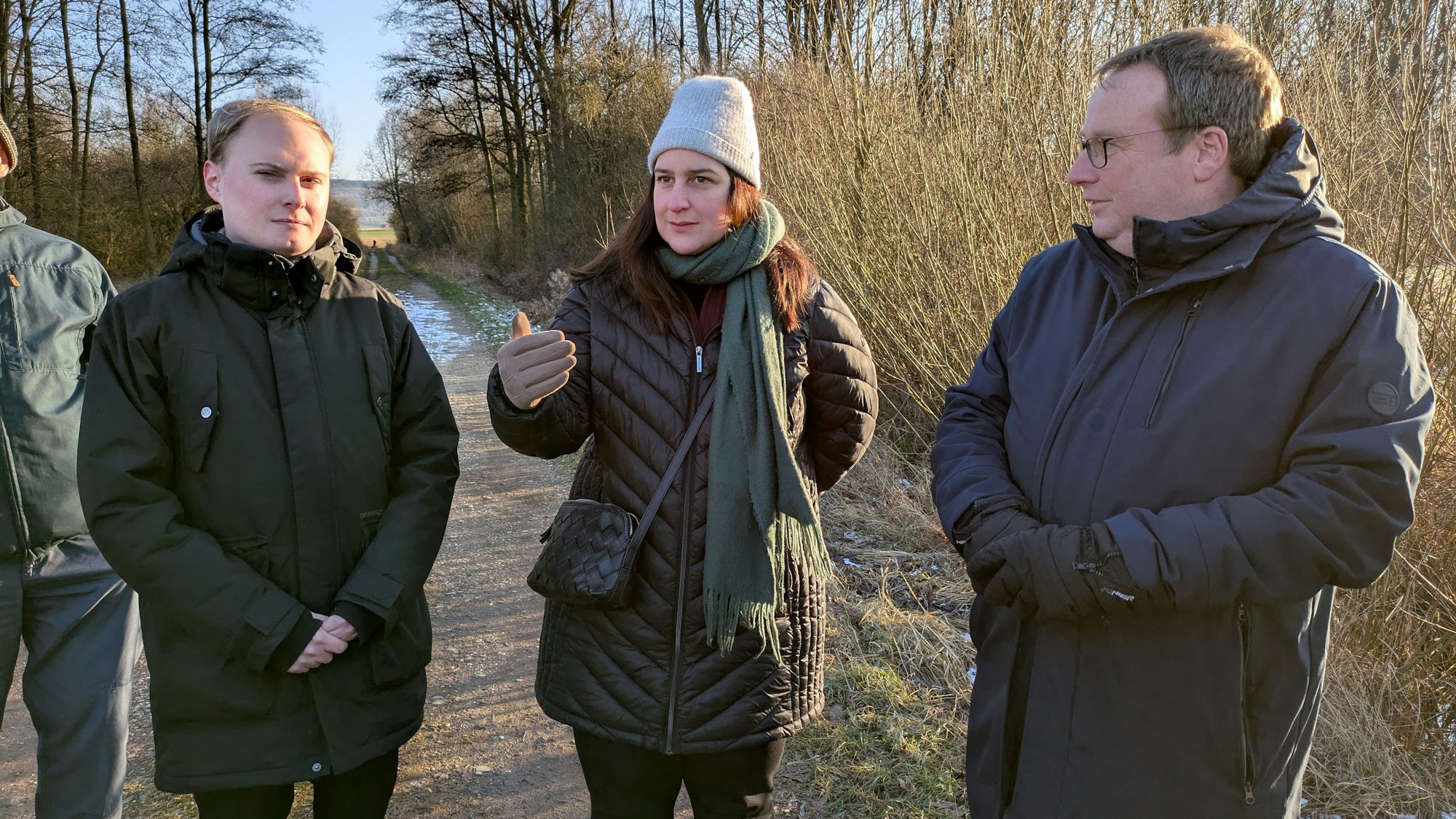 Christian Schubert, Yazgülü Zeybek und Oliver Krischer im Gespräch.