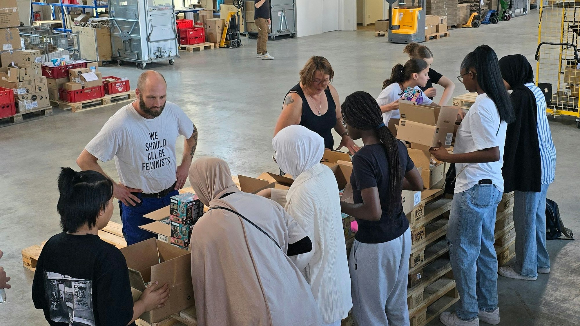 Das Bild zeigt eine Gruppe Schülerinnen am Girlsday.