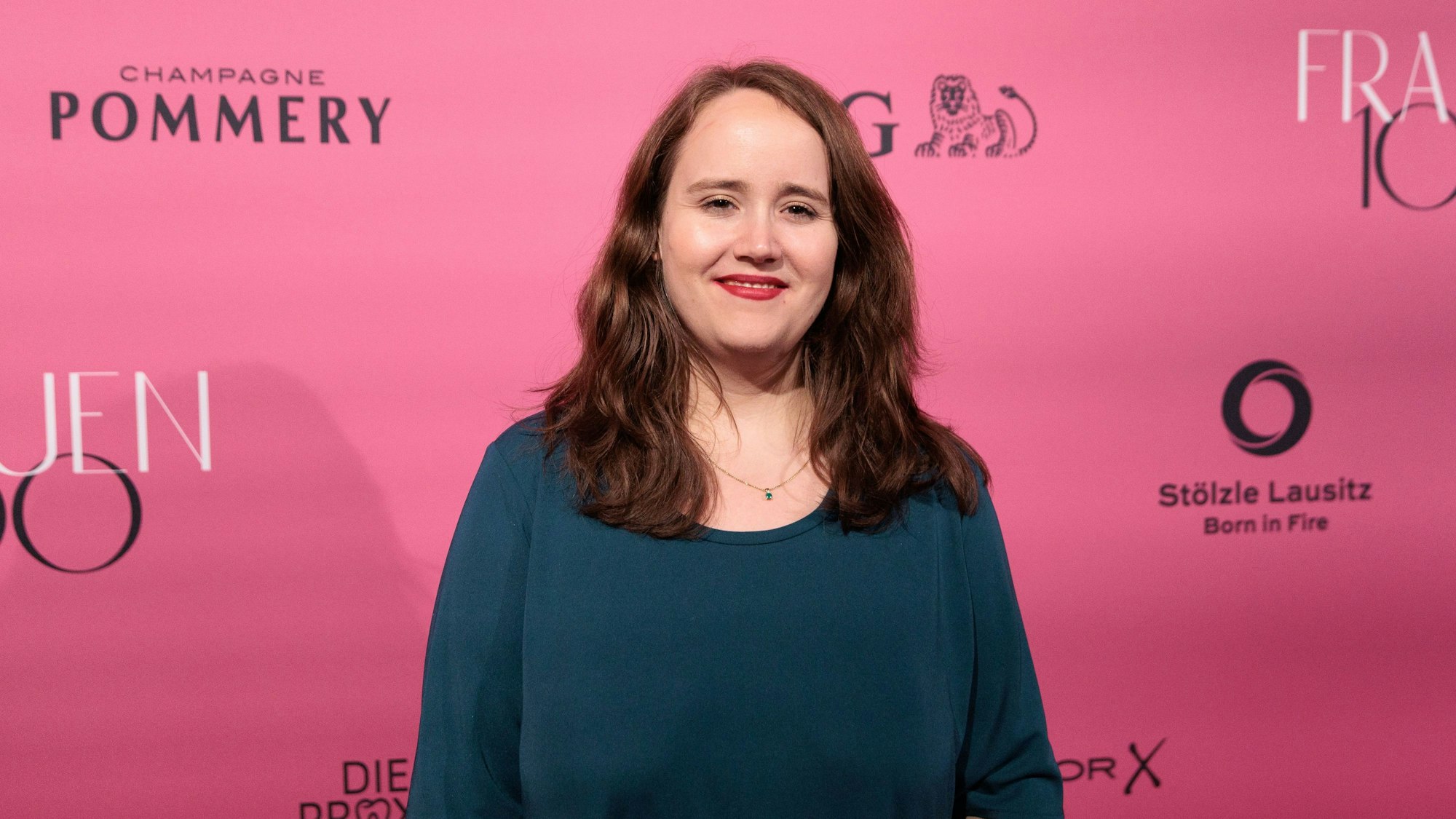 30.01.2025, Berlin: Ricarda Lang (Bündnis 90/ Die Grünen), bei dem Netzwerktreffen der Initiative Frauen100. Das Moto des Abends lautet ·Nothing changes, if nothing changes·. Das Netzwerk will gemeinsam den Wandel zu einer gleichberechtigten Gesellschaft vorantreiben. Foto: Carsten Koall/dpa +++ dpa-Bildfunk +++