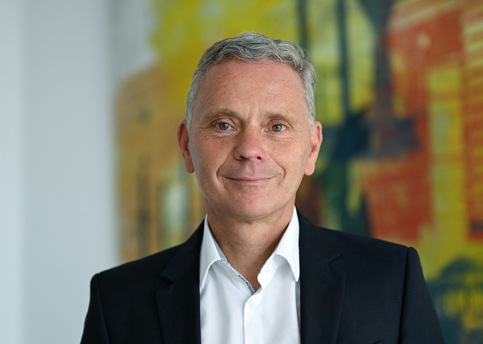 Stefan Derix von der Apothekerkammer Nordrhein sagt: „Gerade unter jungen Menschen beobachten wir vermehrt, dass sie sich stärker und schmerzunempfindlicher machen wollen.“