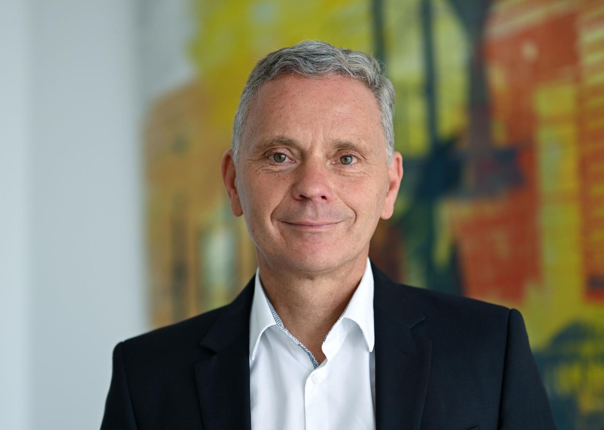 Stefan Derix von der Apothekerkammer Nordrhein sagt: „Gerade unter jungen Menschen beobachten wir vermehrt, dass sie sich stärker und schmerzunempfindlicher machen wollen.“