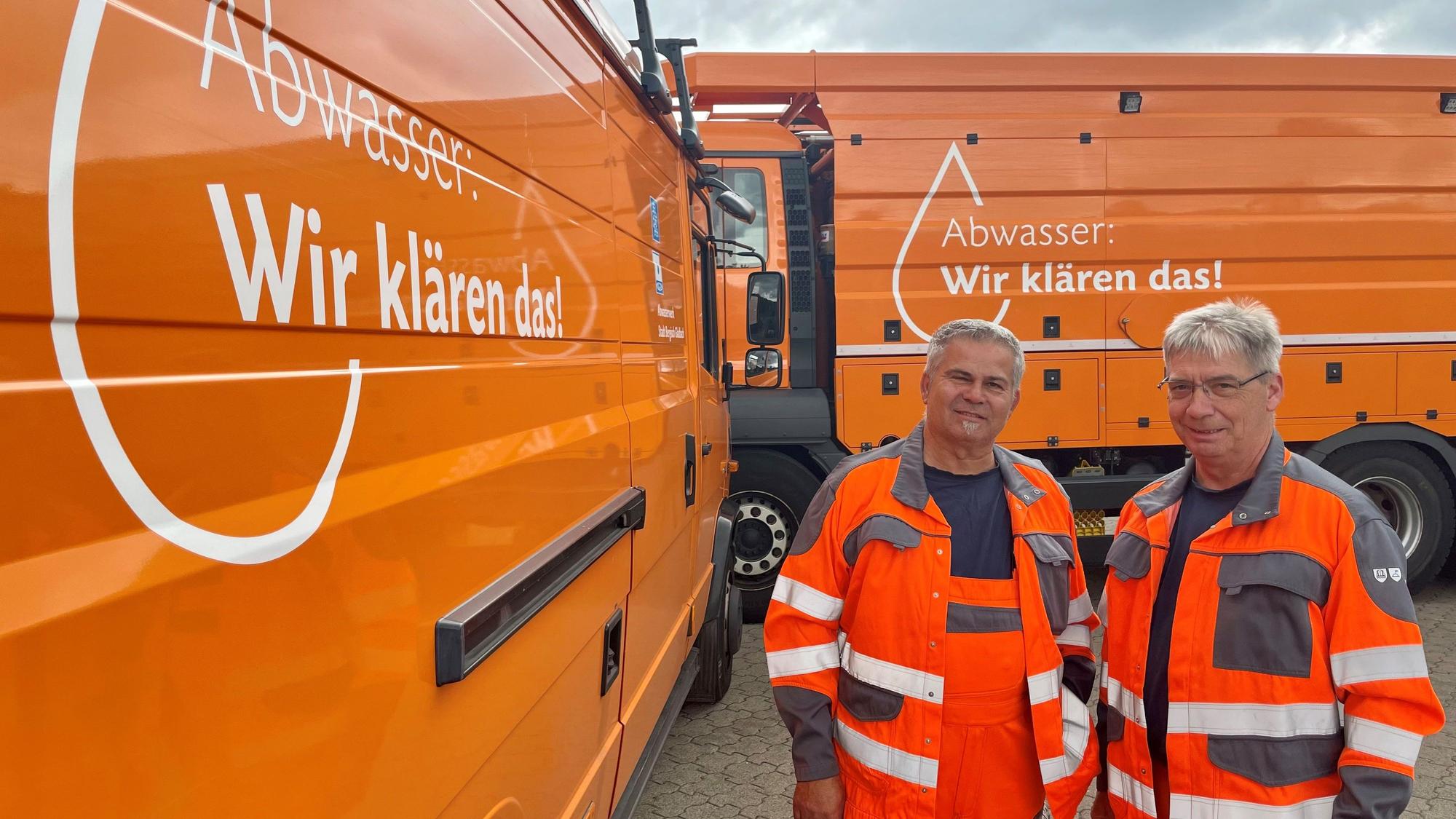 Das Foto zeigt ein Fahrzeug des Gladbacher Abwasserwerks